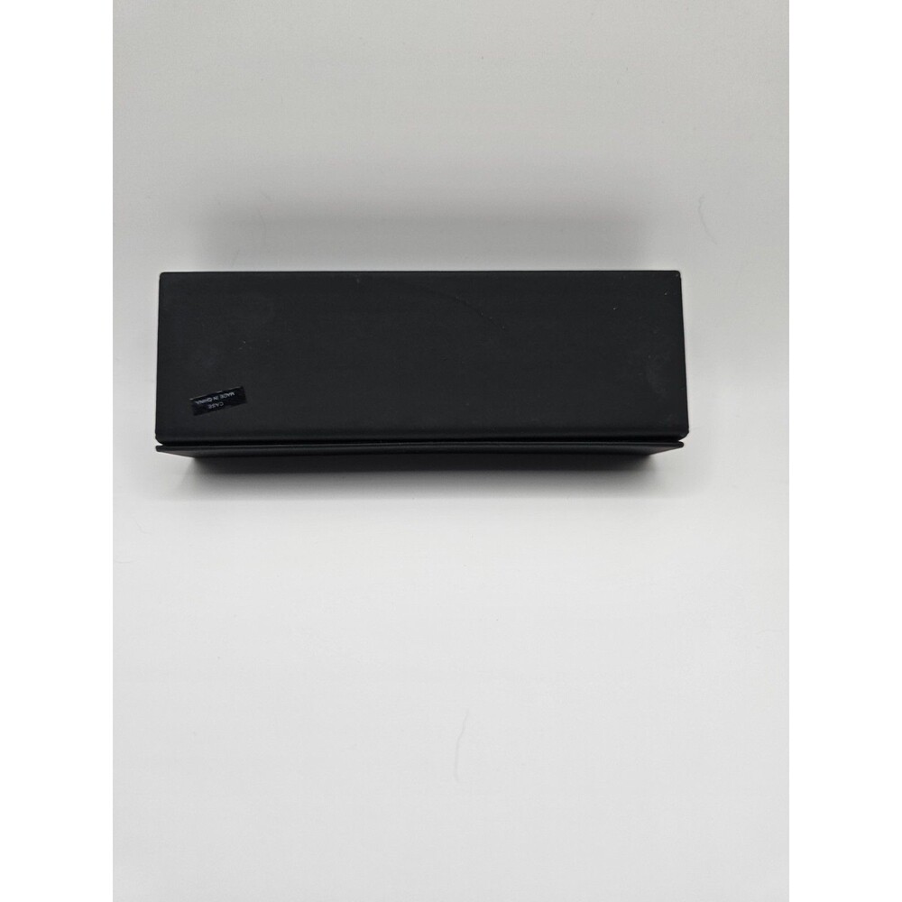 Vera Wang Black Hard Eyeglasses Case Velvet Lined Designer Clamshell - Picture 4 of 4
